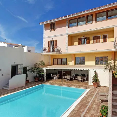 In * Santa Teresa Gallura